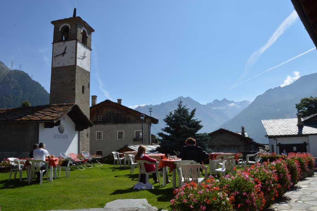 Hotel Petit Giles Cogne